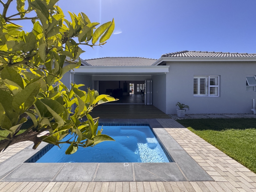 3 Bedroom Property for Sale in Country Club Western Cape